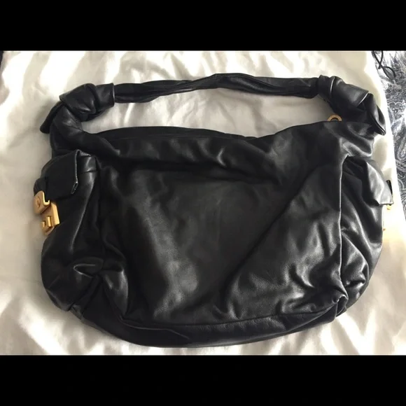 Marc Jacobs Soft Black Leather Padlock Hobo Bag - Picture 2 of 12
